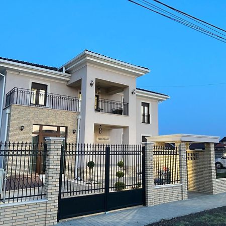 Pensiunea Villa D'Amici Mosnita Noua Екстериор снимка