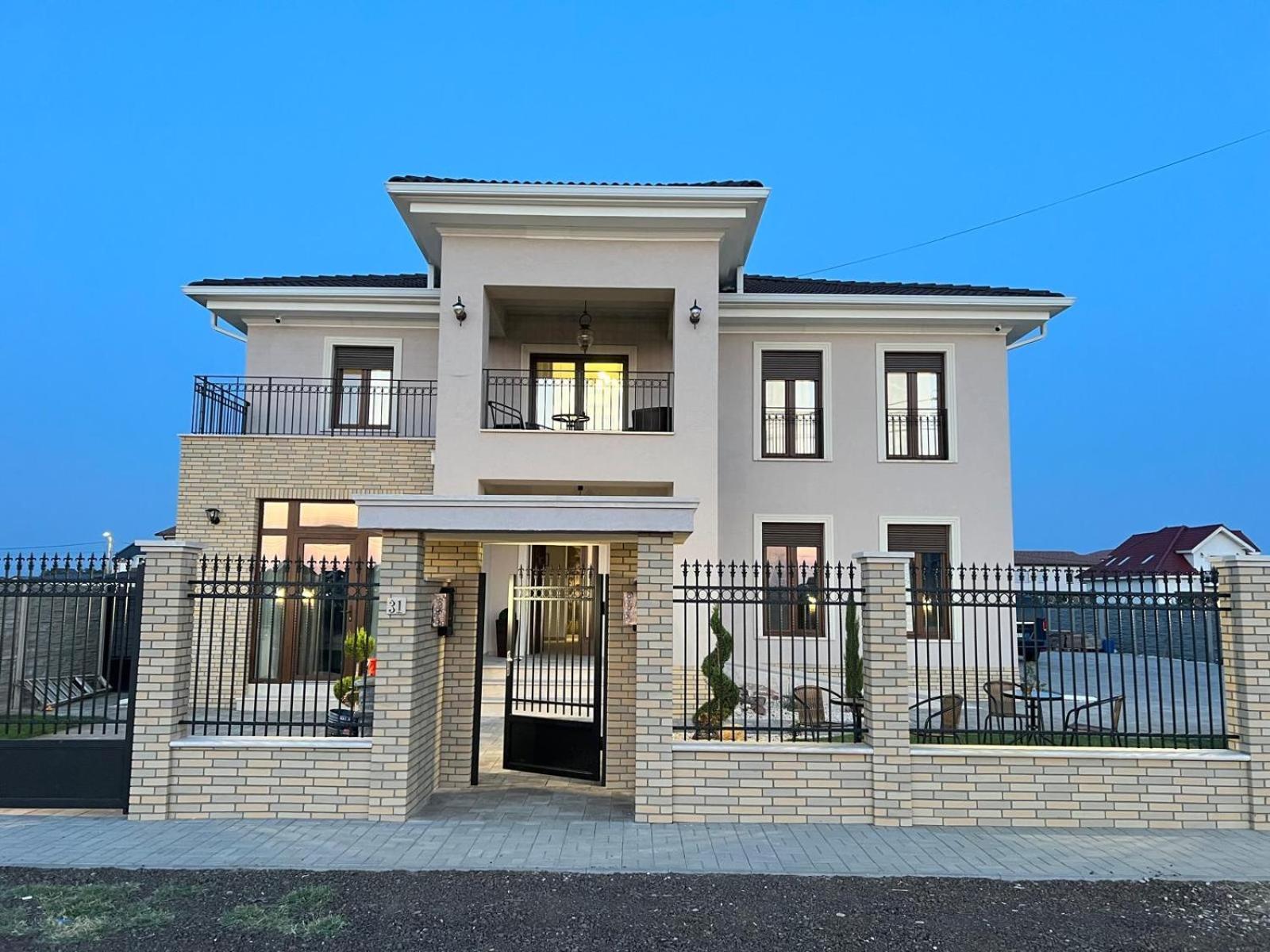 Pensiunea Villa D'Amici Mosnita Noua Екстериор снимка